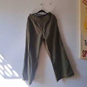 Olive wide pants with stretchy waistband from Sienna Sky. Size M